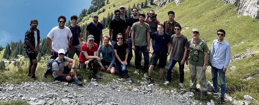 Group_Photo2021_914x384pi